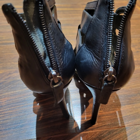 Sandal with heel - Picture 6 of 7